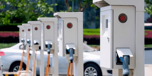 中國充電聯盟：6月公共充電樁同比增長40.6%