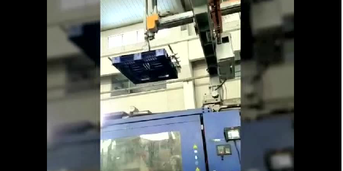 秋葵视频在线观看托盤與機械手完美結合